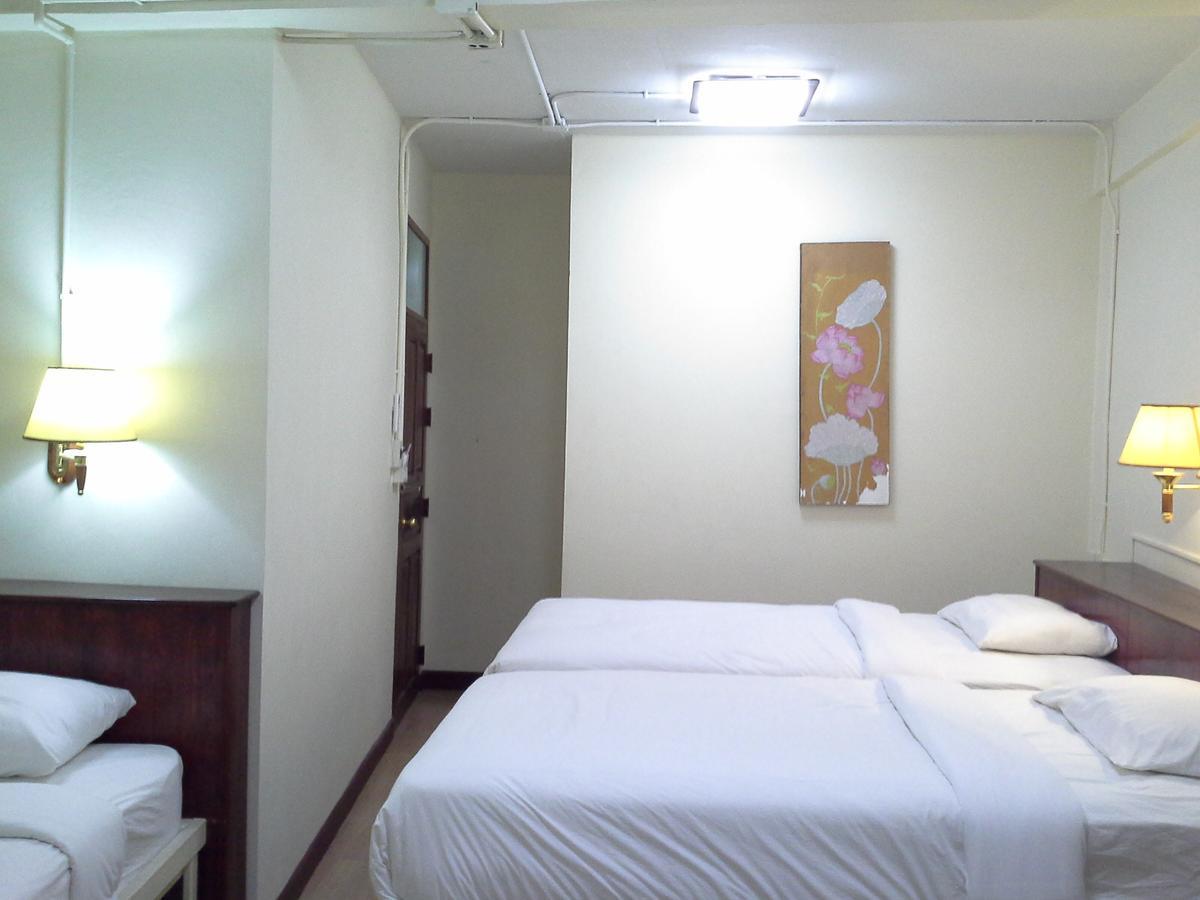 Bc Guesthouse Banglamphu Банкок Екстериор снимка