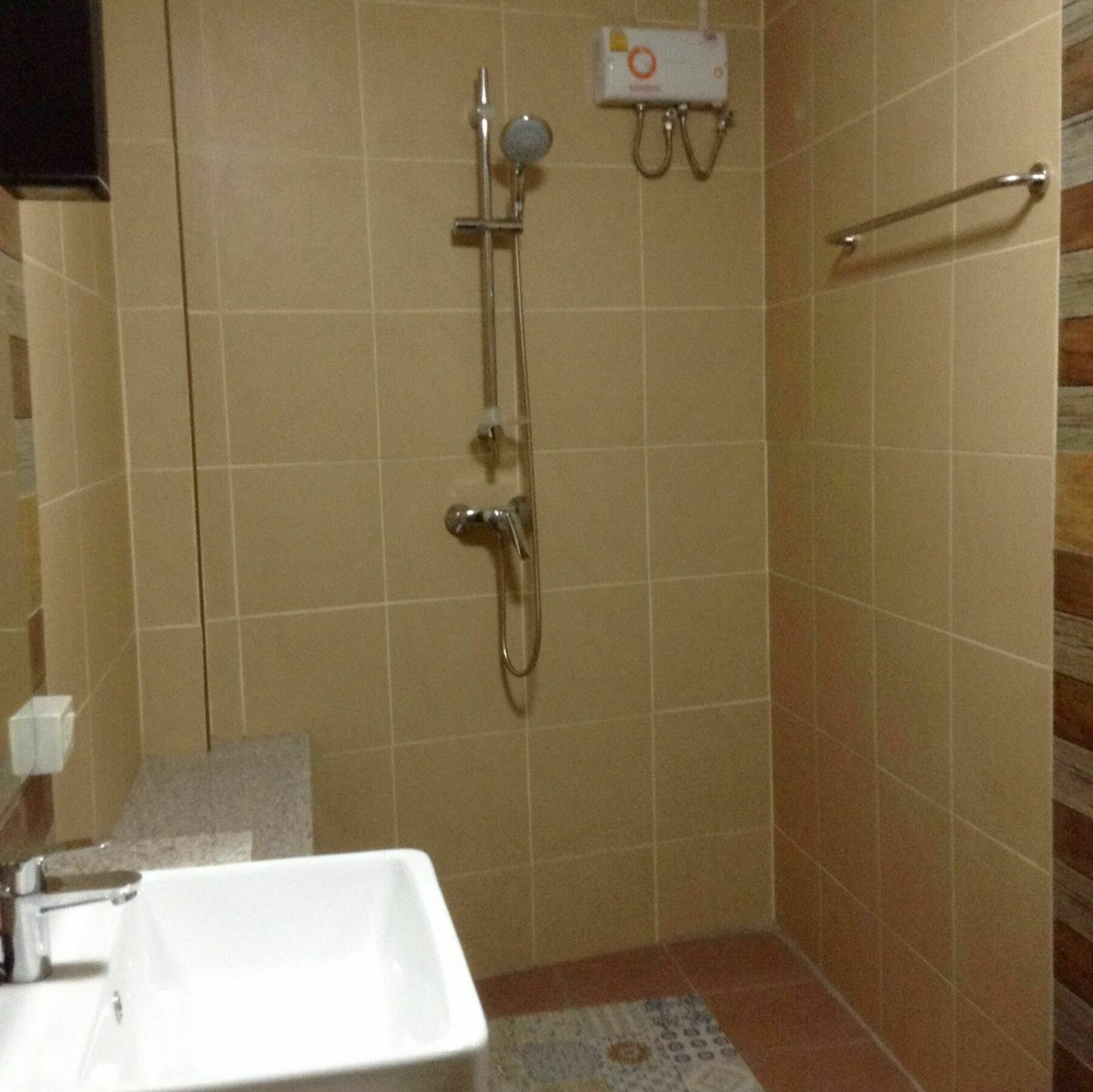 Bc Guesthouse Banglamphu Банкок Екстериор снимка